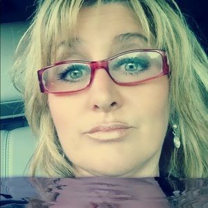 Meet your Posher, Sherry
